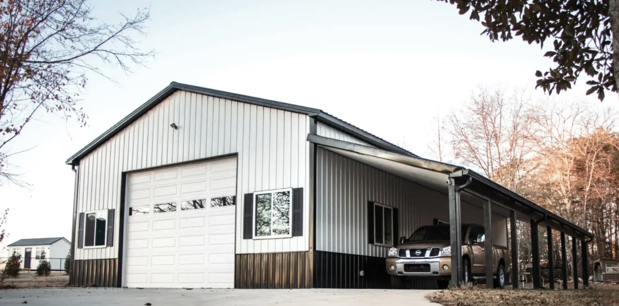 Workshop garage building